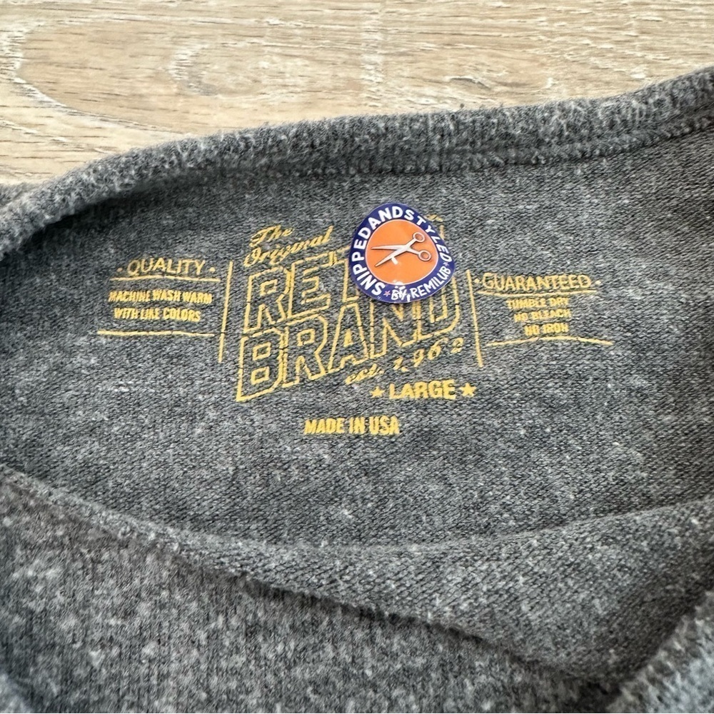 Retro brand Michigan university sweatshirt & tee bundle - Picture 8 of 11